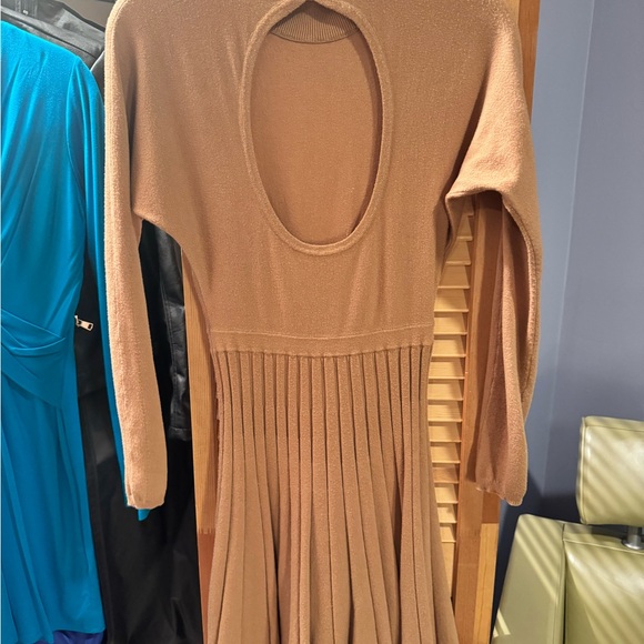 Winter/fall sweater dress - Picture 2 of 2